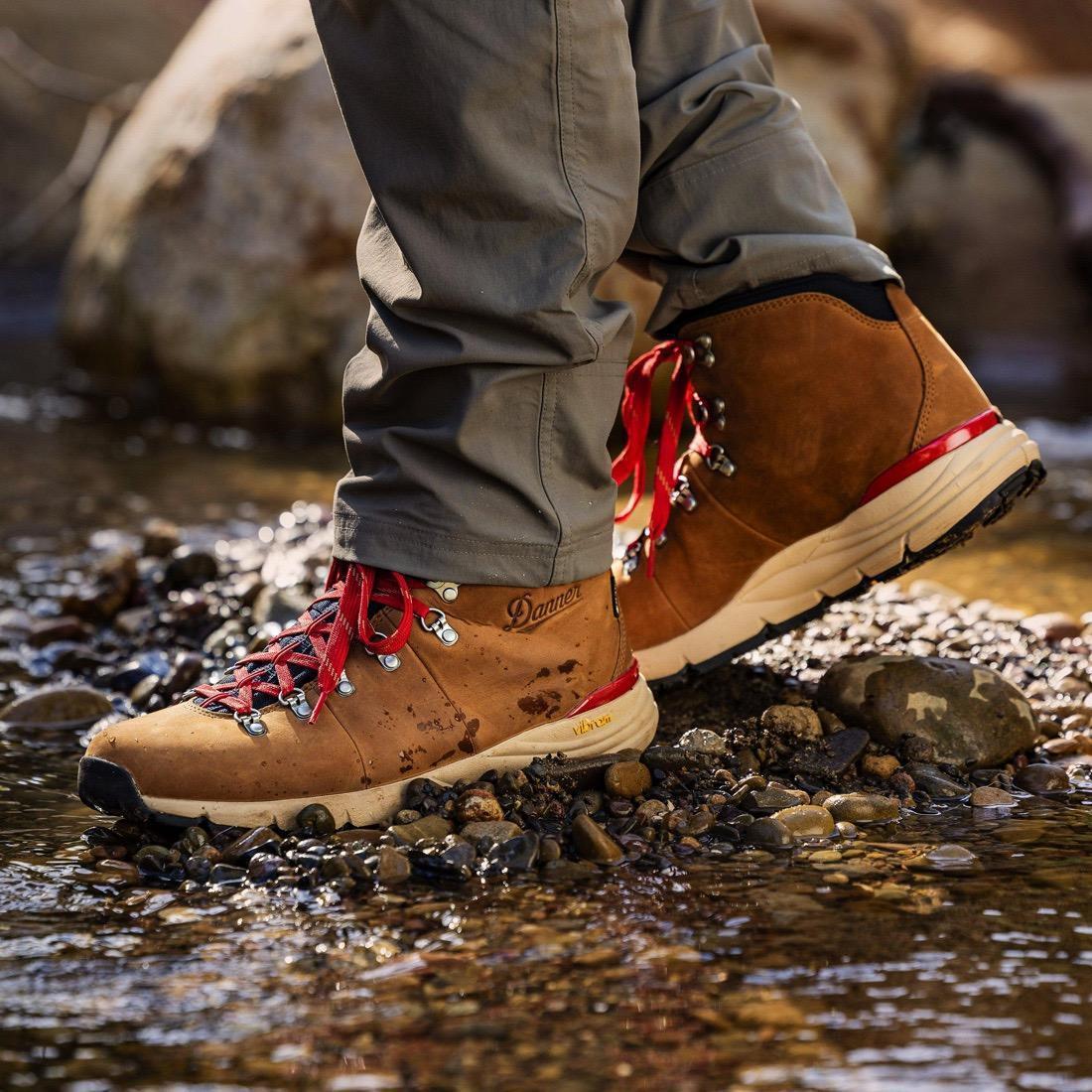 Mountain 600 4.5" Leaf GTX Boot Rhodo Red - Image 8